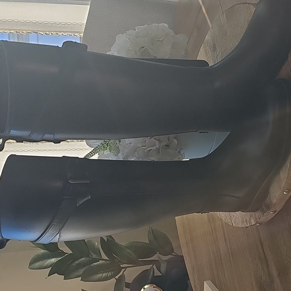 Burberry Black Women's Boots Size 37